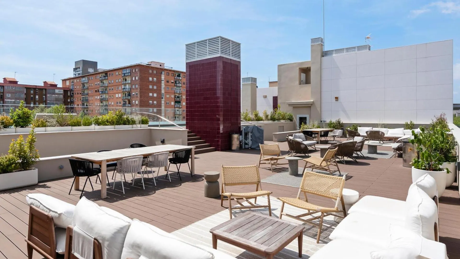 Appartement Modern Oasis 1Br With Rooftop Pools & Parking Barcelona Spanje